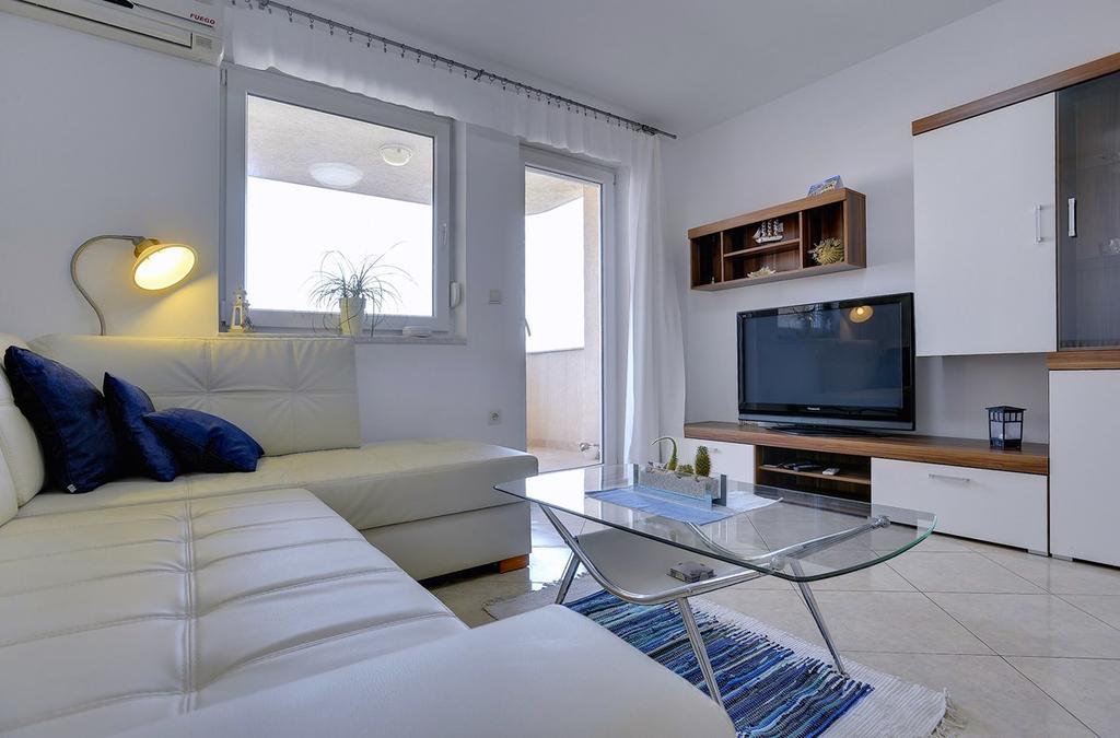 Apartment Frlan Liznjan Luaran gambar